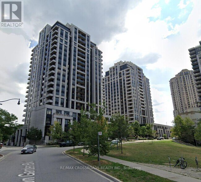 100-1100 Harrison Garden Blvd in Toronto, ON - Building Photo - Building Photo