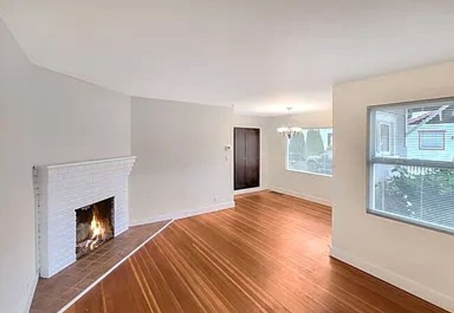 property at 804 E Main St