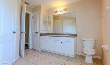 317 NE 10th Terrace in Cape Coral, FL - Building Photo - Building Photo
