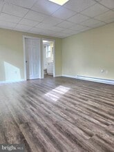 17 S Jackson St in Pottsville, PA - Building Photo - Building Photo