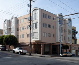 301 Judah St in San Francisco, CA - Building Photo - Building Photo