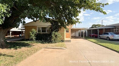 4411 31st St in Lubbock, TX - Building Photo - Building Photo