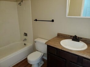 2040 Burnstead Dr in Billings, MT - Building Photo - Building Photo