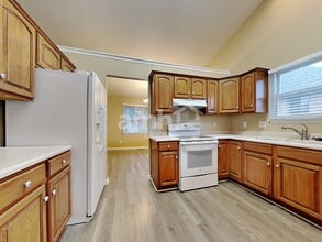 510 Arlington Dr in Franklin, OH - Building Photo - Building Photo