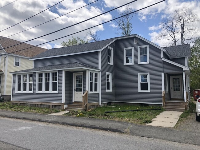 123-125 Williams St in Northampton, MA - Building Photo - Building Photo