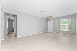 443 Belle Grove Ln in Royal Palm Beach, FL - Building Photo - Building Photo