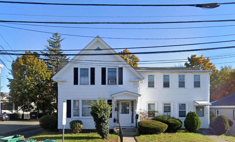 38-40 Guild St in Norwood, MA - Building Photo