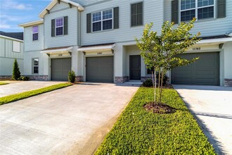 11740 Blackbrook Ct in Seffner, FL - Foto de edificio - Building Photo