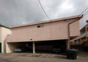 1118 9th St in Santa Monica, CA - Foto de edificio - Building Photo