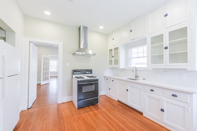 property at 931 Teetshorn St