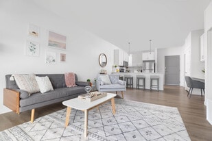 The Retreat in Fargo, ND - Building Photo