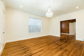 2516 Avenue K in Galveston, TX - Foto de edificio - Building Photo