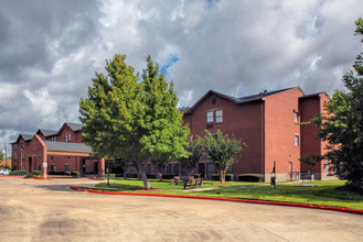 Oak Haven Apartments in Houston, TX - Foto de edificio - Building Photo