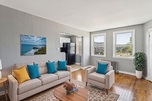 1664 E Cold Spring Ln in Baltimore, MD - Building Photo