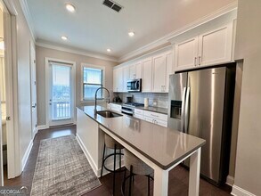 4004 Allegretto Cir in Atlanta, GA - Building Photo - Building Photo