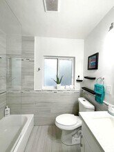 1440 NW 7th Terrace in Fort Lauderdale, FL - Building Photo - Building Photo