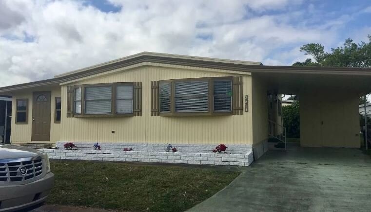 3811 Midway Dr in Ellenton, FL - Building Photo