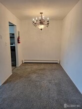 289 Main St in Spotswood, NJ - Building Photo - Building Photo