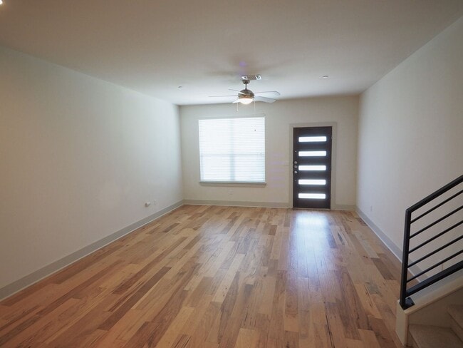 2101 Town Centre Dr in Round Rock, TX - Building Photo - Building Photo