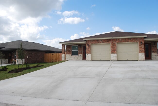 1512 Dakota in Harker Heights, TX - Building Photo - Building Photo
