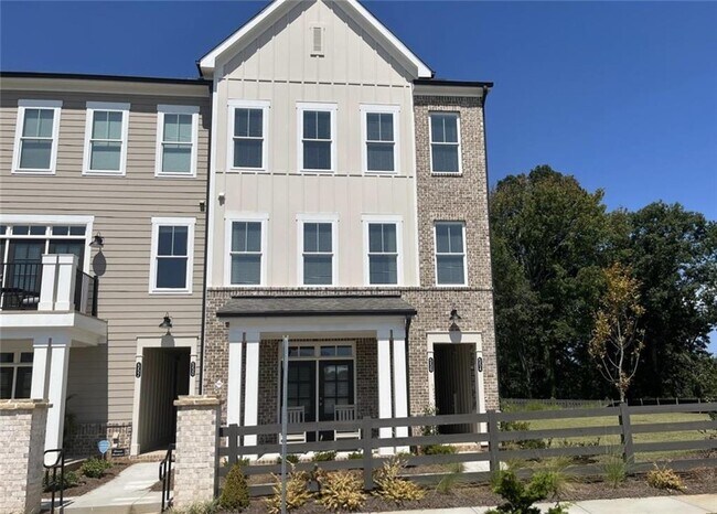 property at 554 Sawnee Dr