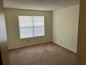 1412 11th St S, Unit #23 in Birmingham, AL - Foto de edificio - Building Photo