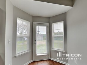 526 Tansy Dr in Charlotte, NC - Building Photo - Building Photo