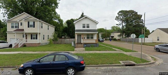 property at 2025 Peach St