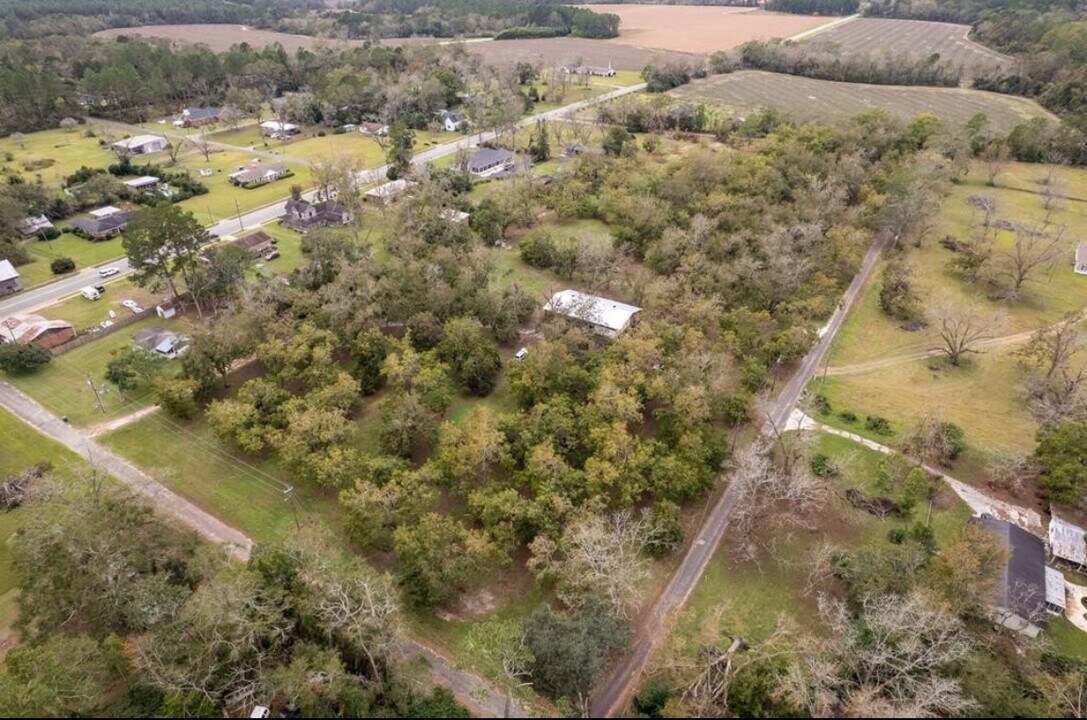 122 Hall St in Barney, GA - Building Photo