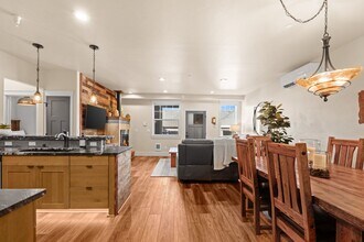 24493 E Pinnacle Ct in Liberty Lake, WA - Building Photo - Building Photo