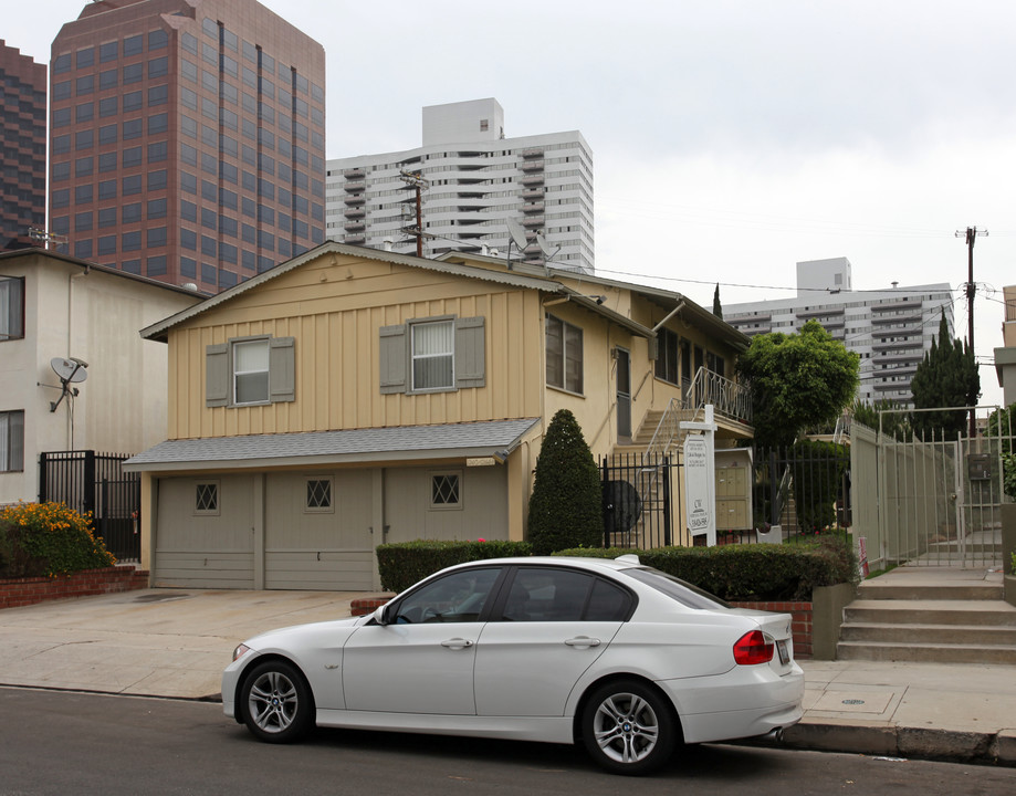 1240 S Westgate Ave in Los Angeles, CA - Building Photo