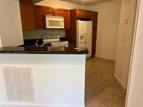 8821 Wiles Rd in Coral Springs, FL - Building Photo - Building Photo