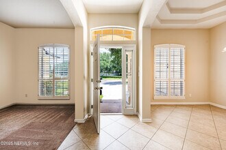 14000 Red Rock Lake Dr in Jacksonville, FL - Building Photo - Building Photo