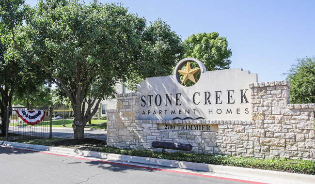 Stone Creek Apartments in Killeen, TX - Foto de edificio - Building Photo