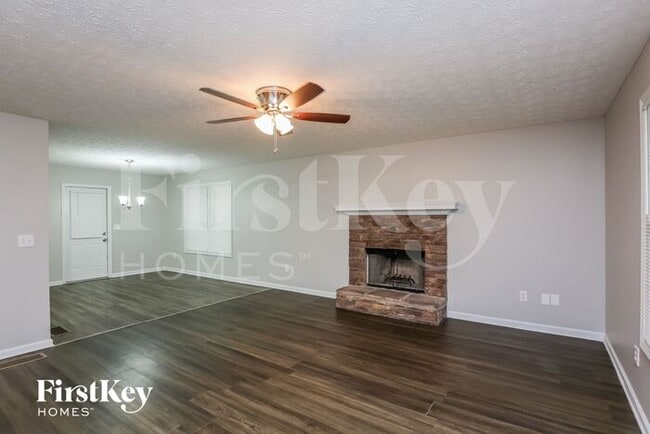 103 N Windsor Ln in Dawsonville, GA - Building Photo - Building Photo