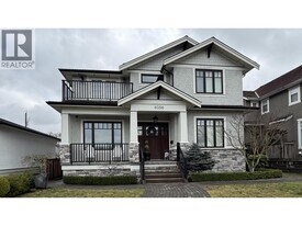 6356 Lakeview Ave in Burnaby, BC - Building Photo