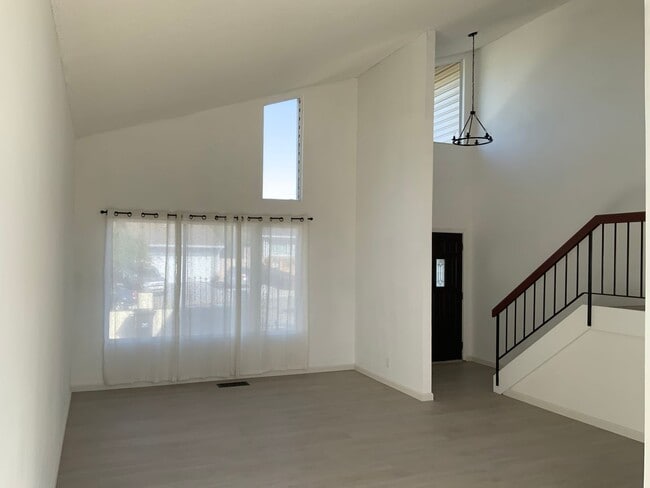 property at 424 Sparrow Dr