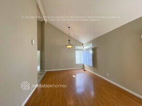 327 Parkside Dr in Suisun City, CA - Building Photo - Building Photo