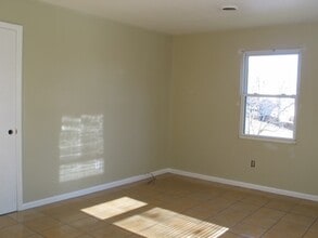 1604 keswick Ave NE, Unit 1612 Keswick in Roanoke, VA - Building Photo - Building Photo
