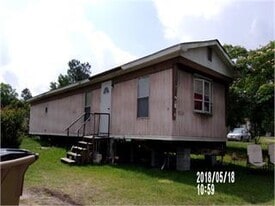4977 Union Rd in Tifton, GA - Building Photo
