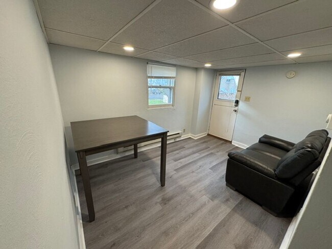 27 Berwin St in Johnson City, NY - Building Photo - Building Photo