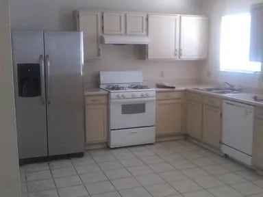 10305 Johncock Ave SW in Albuquerque, NM - Foto de edificio - Building Photo