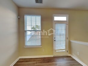 802 Celtic Crossing Dr in High Point, NC - Building Photo - Building Photo