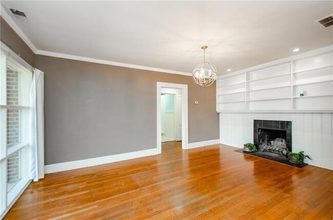 17 Peachtree Ave NE in Atlanta, GA - Building Photo - Building Photo
