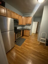 76 Phillips St, Unit 2 in Boston, MA - Building Photo - Building Photo