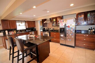 5215 Sanford Rd in Houston, TX - Building Photo - Building Photo