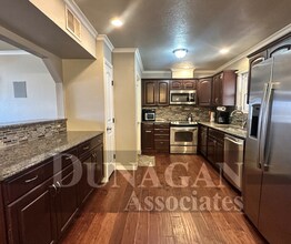 1027 Alamosa St in Carlsbad, NM - Building Photo - Building Photo