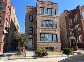 8309 S Throop St in Chicago, IL - Building Photo