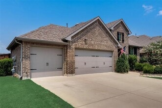 1106 Wedgewood Dr in Forney, TX - Building Photo - Building Photo