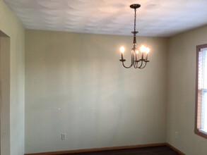 10996 Meadowsweet Ln in Roscoe, IL - Building Photo - Building Photo